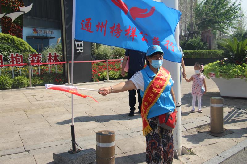 <strong>苏联大鸡巴操逼视频</strong>